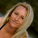 Join Vicki for an Unforgettable Swinging Experience